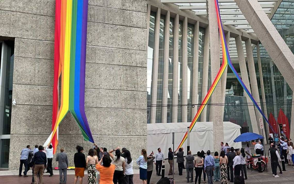 Rompen Banderas Lgbt En Oficinas Del Infonavit Zona Equilibrio