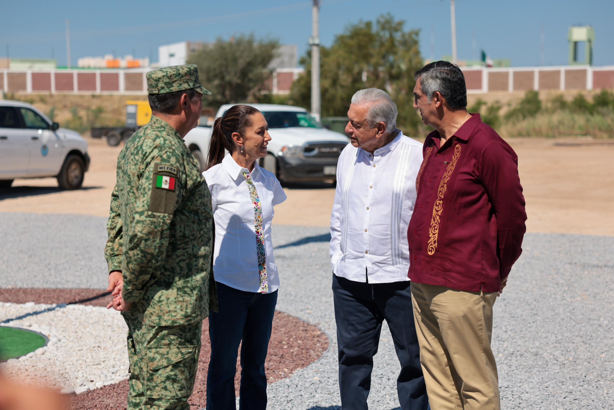 Amlo Y Sheinbaum Supervisan Avance De Nueva Sede De Aduanas Zona