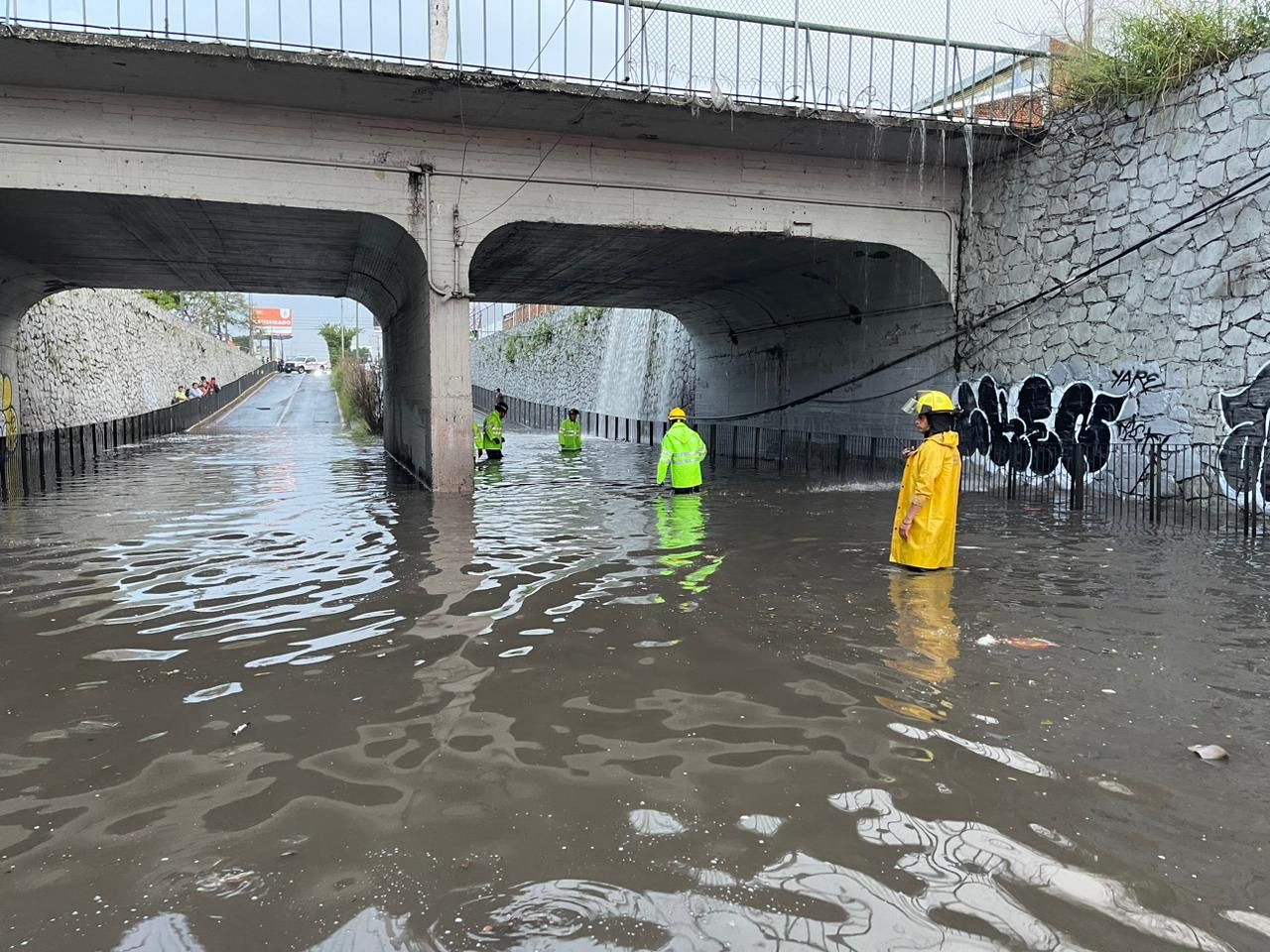 Fuerte Lluvia De Las últimas Horas Deja Daños En Gdl | Zona 3 ...